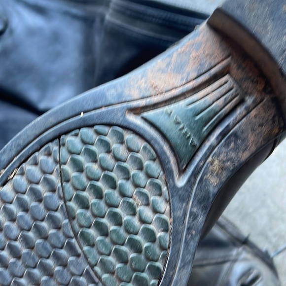 Ariat heritage riding boots - like new. See image for size - Picture 3 of 14